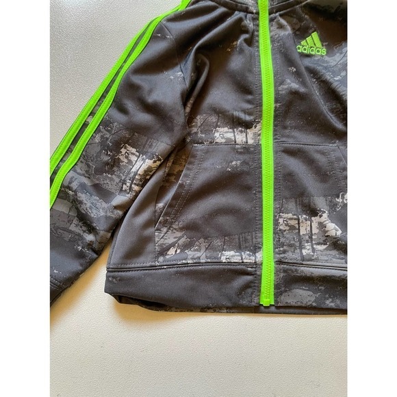 Adidas Camo Print Track Jacket with Bright Green Trim, Size 24M 🗣LAST CHANCE🗣 - Picture 3 of 3